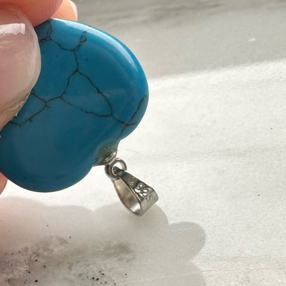 Howlite 💙 birth stone pendant - Picture 3 of 3